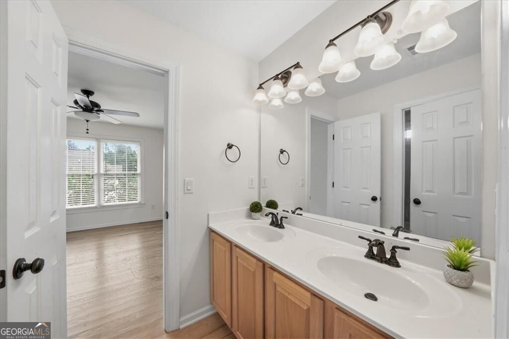 3440 Highcroft Circle Property Photo 18