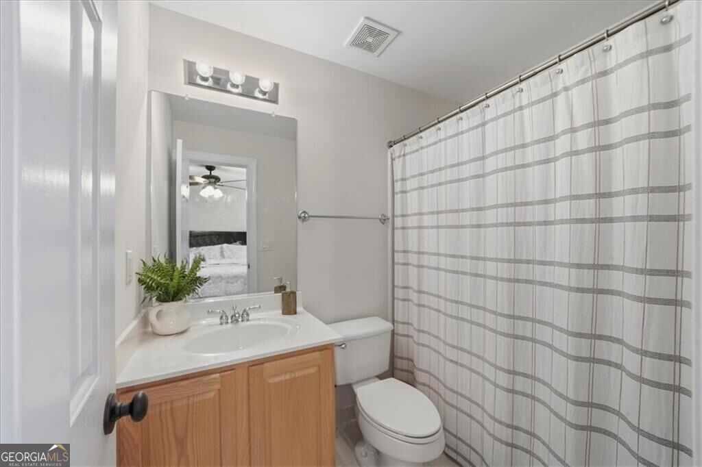 3440 Highcroft Circle Property Photo 21