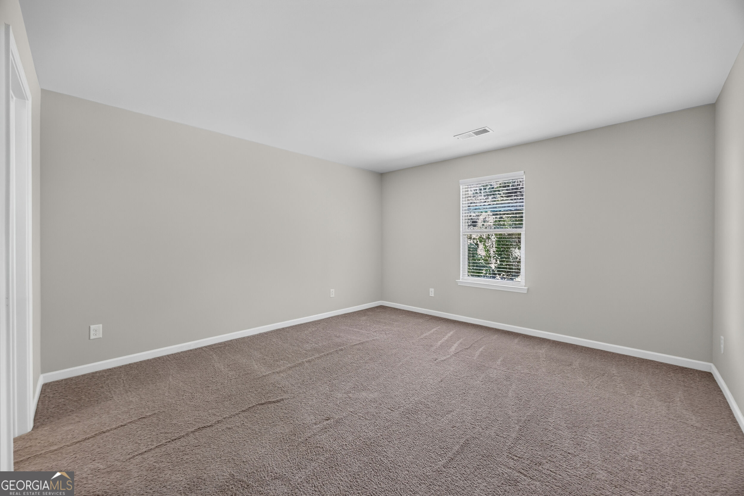 7113 Creeksong Drive Property Photo 12