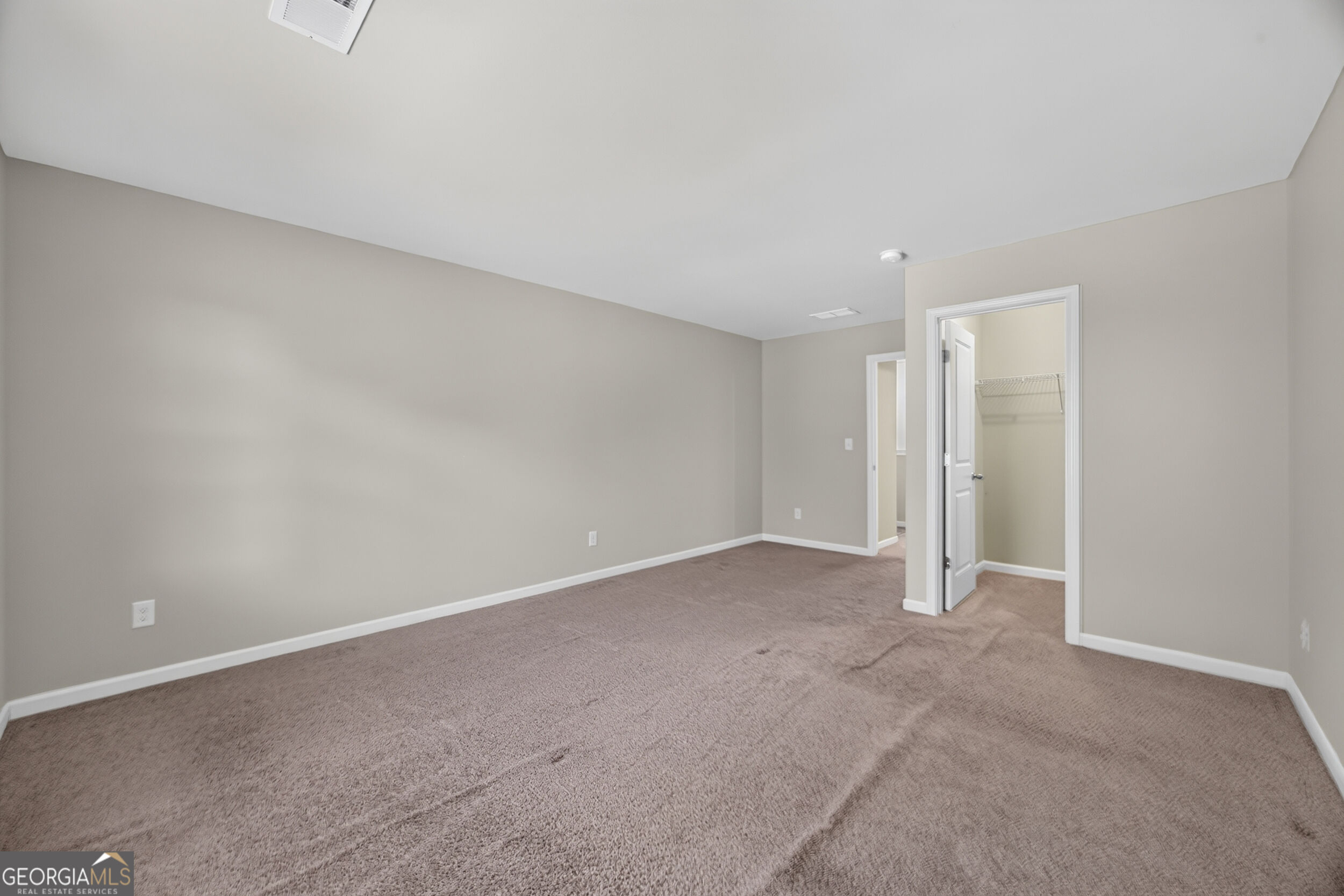 7113 Creeksong Drive Property Photo 13