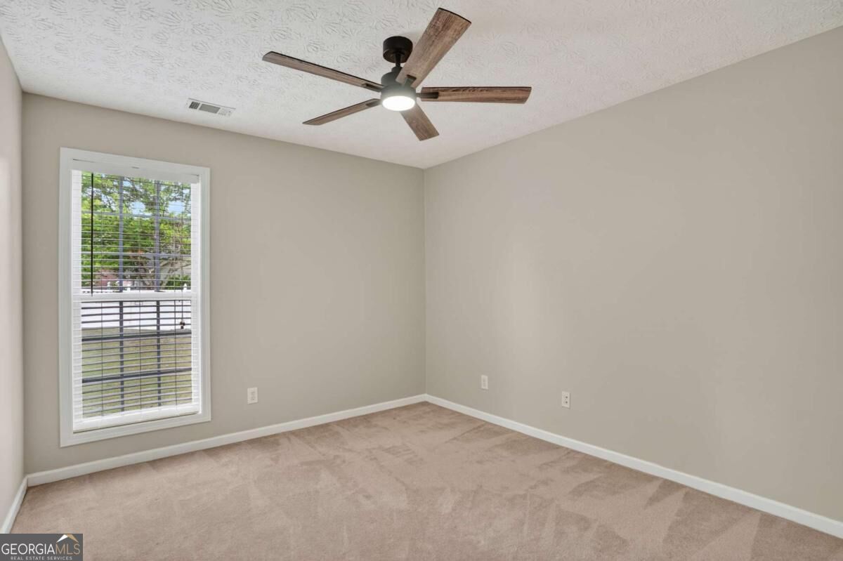 2270 Taylor Pointe Way Property Photo 32