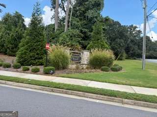 2770 Windsor Knoll Drive Property Photo 3