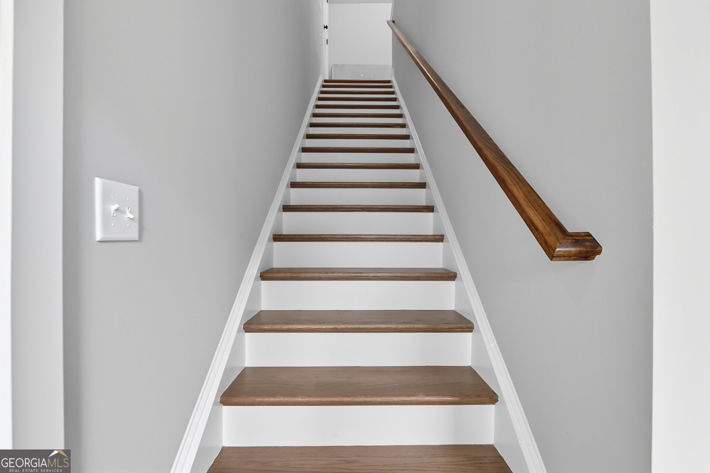 97 Old Town Road Property Photo 66