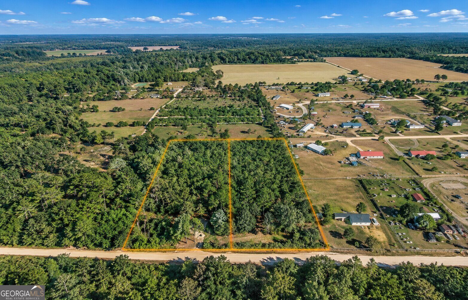 907 County Line Road Property Photo 1