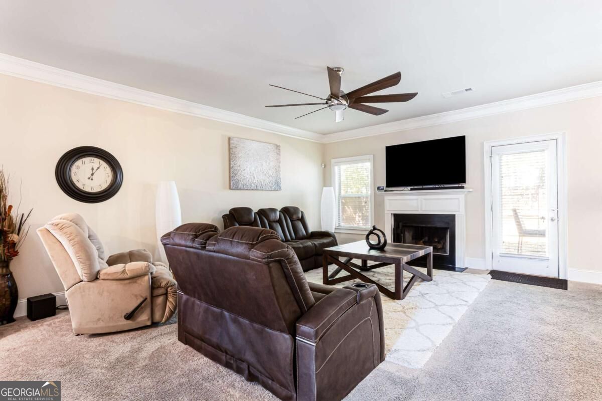 100 Regency Place Property Photo 13