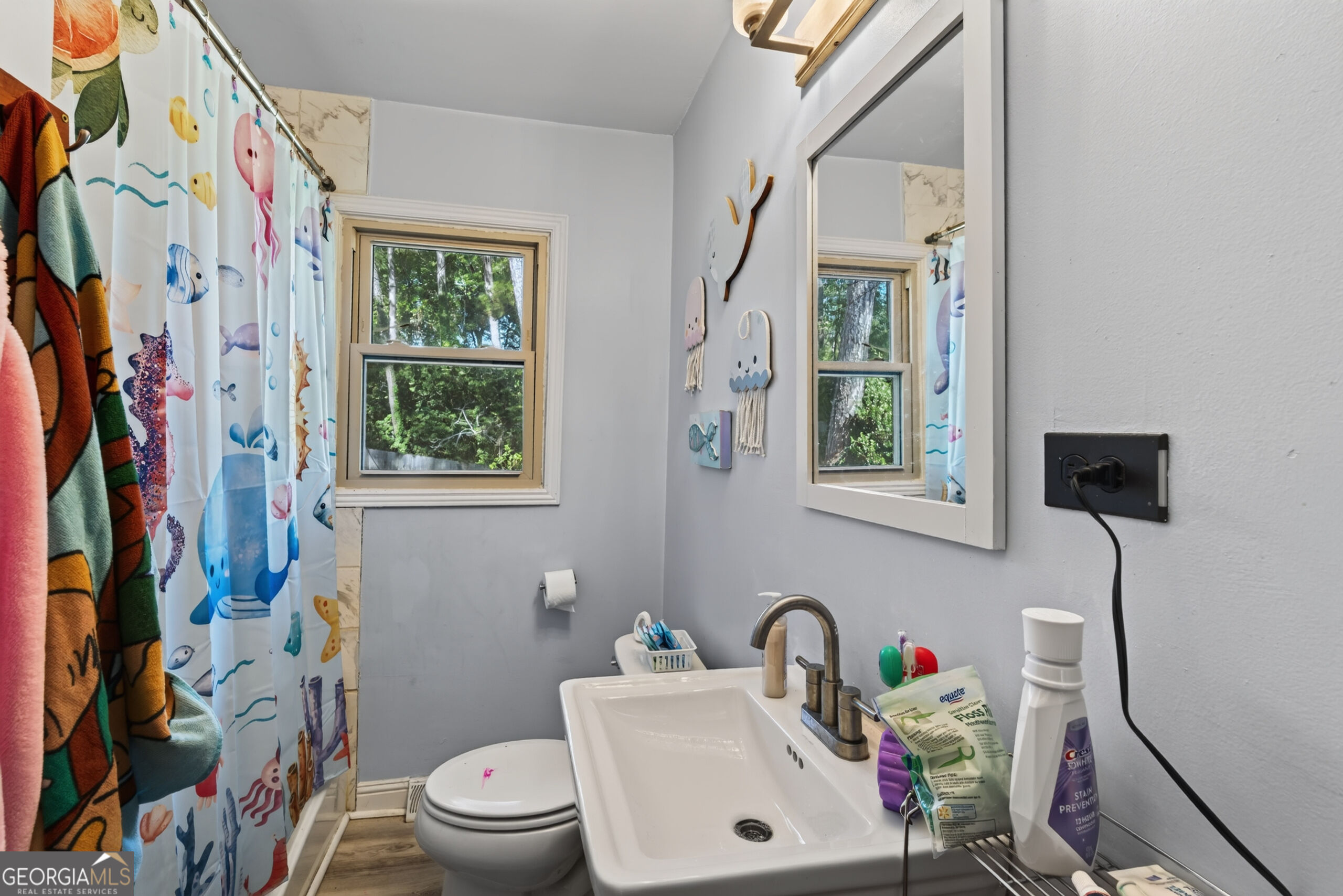 720 Forest Ridge Drive W Property Photo 23