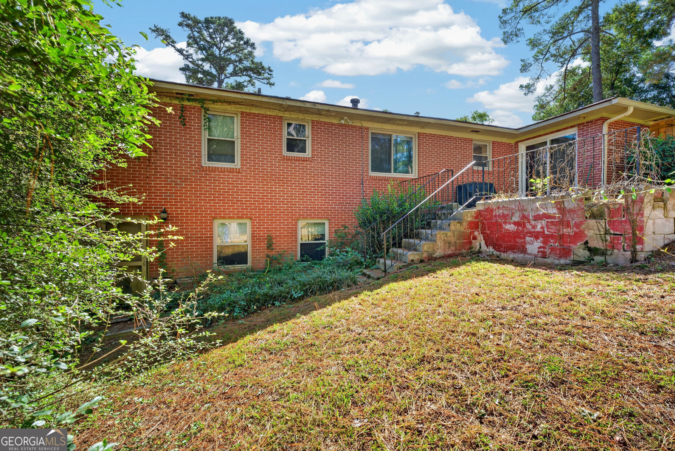 720 Forest Ridge Drive W Property Photo 41