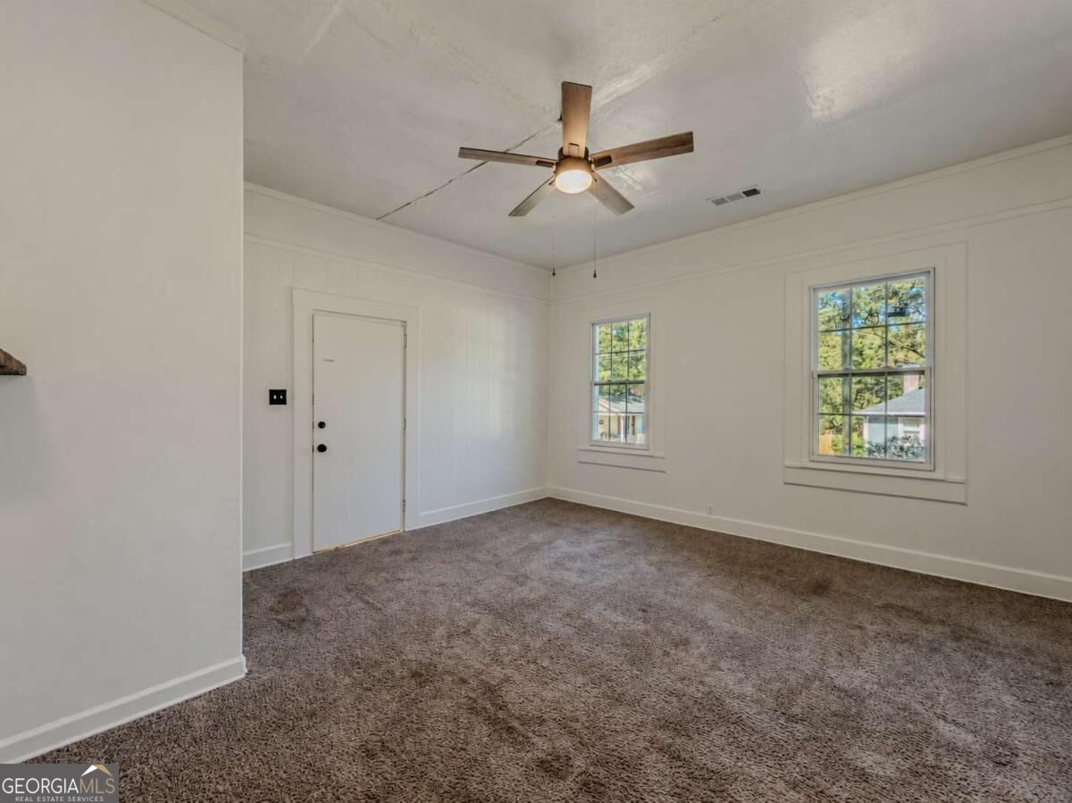 120 Norris Street Property Photo 3