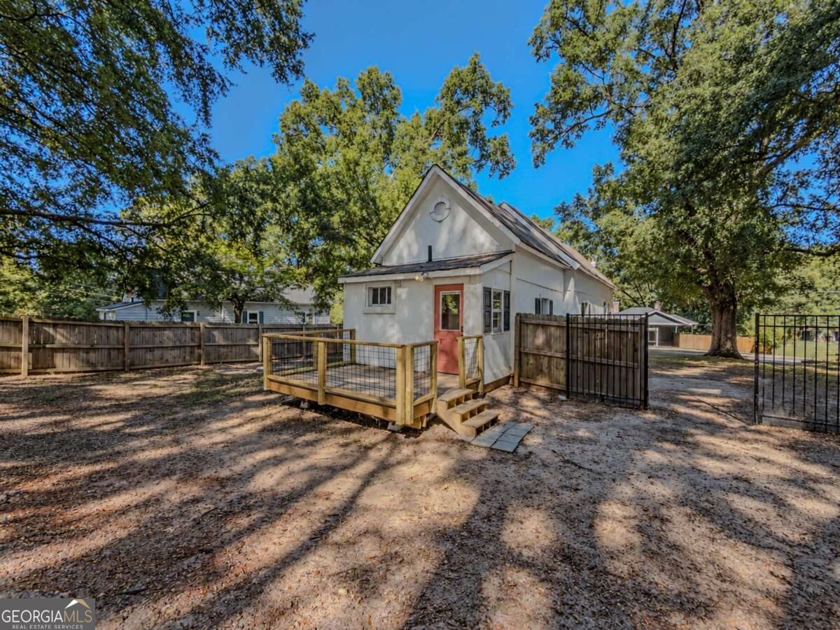 120 Norris Street Property Photo 12