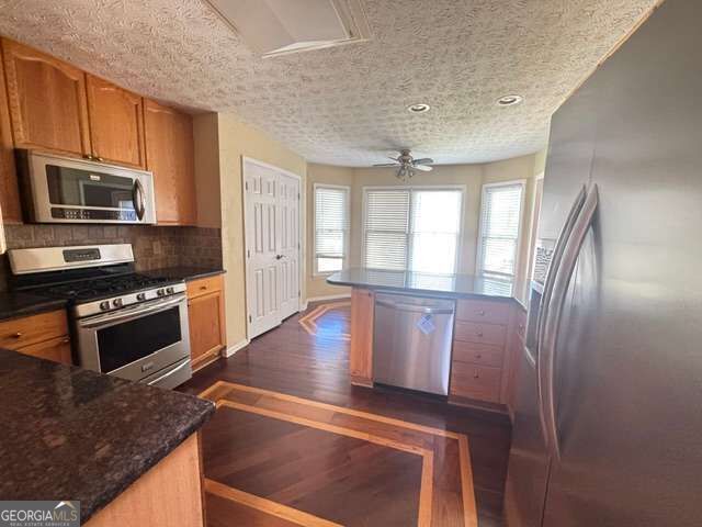 2810 Quince Lane Nw Property Photo 5