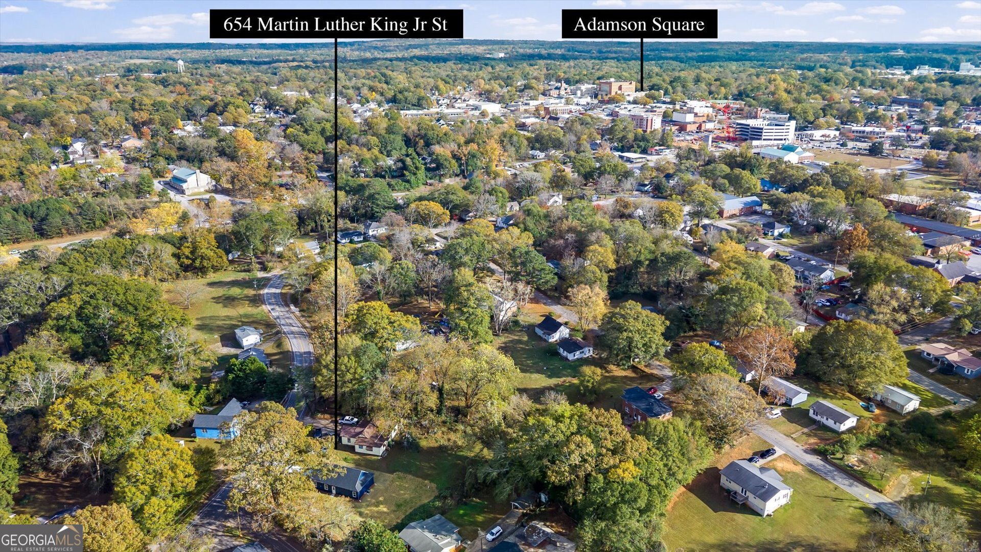654 King Street Property Photo 2