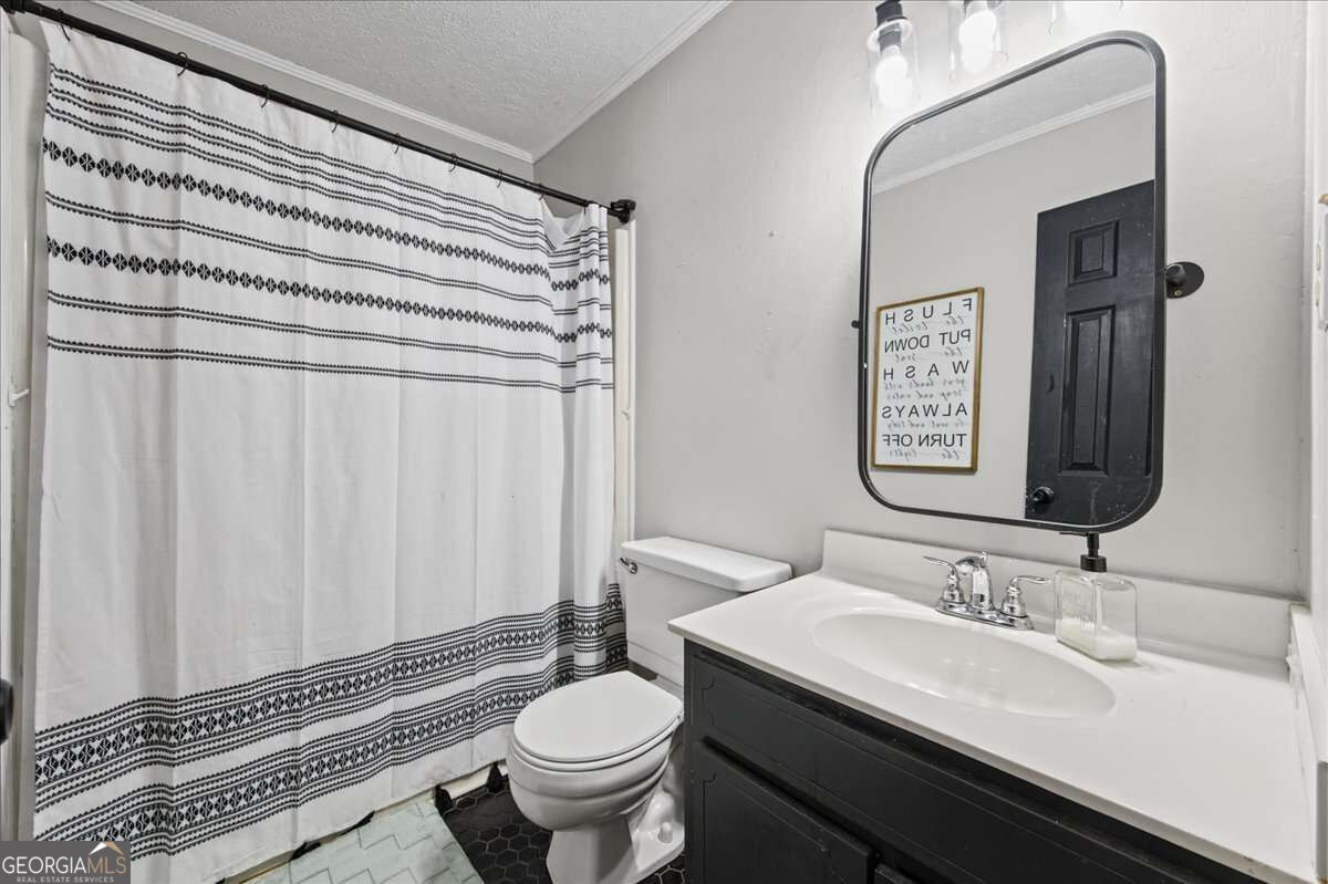 205 Woodglen Drive Property Photo 23