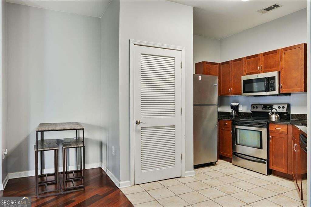 870 Mayson Turner Road Nw # 1127 Property Photo 9