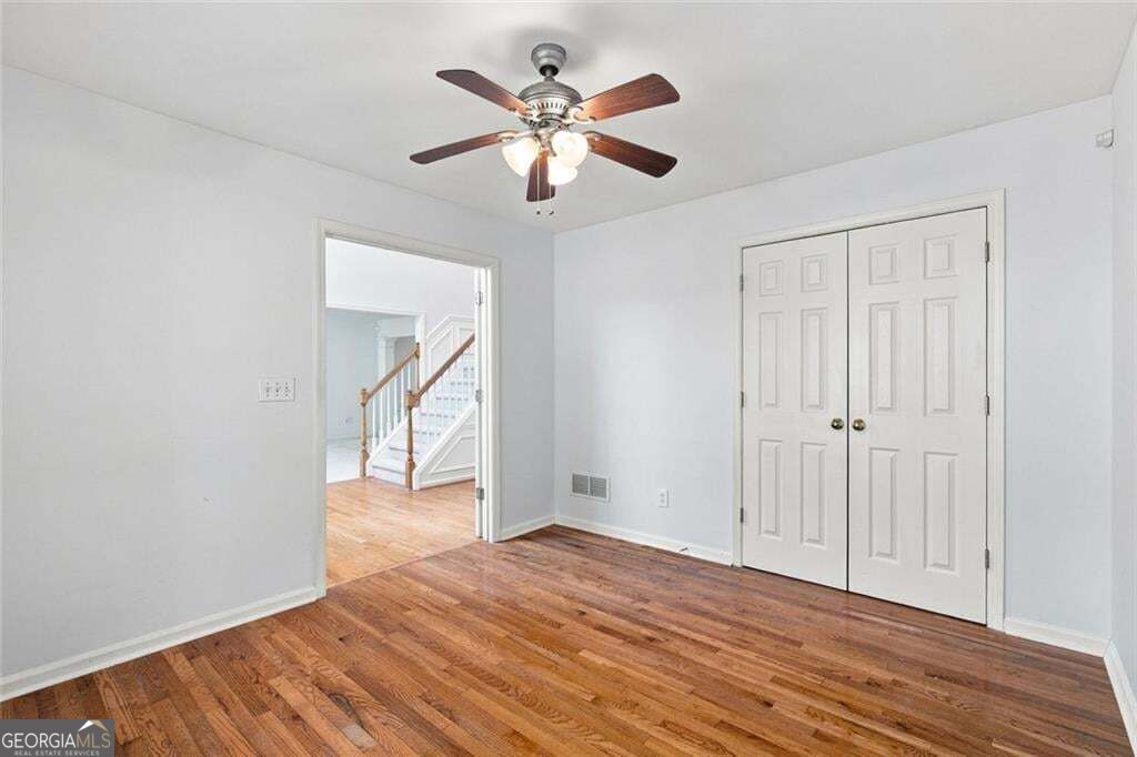 425 Fairford Lane Property Photo 4