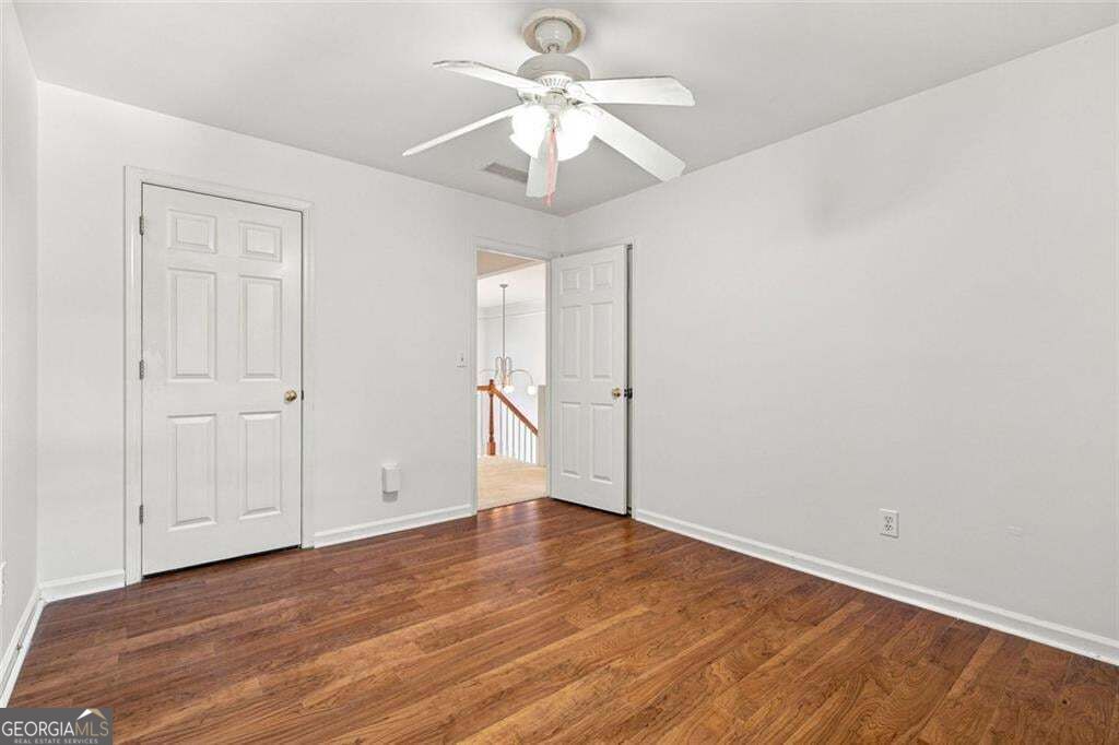 425 Fairford Lane Property Photo 41