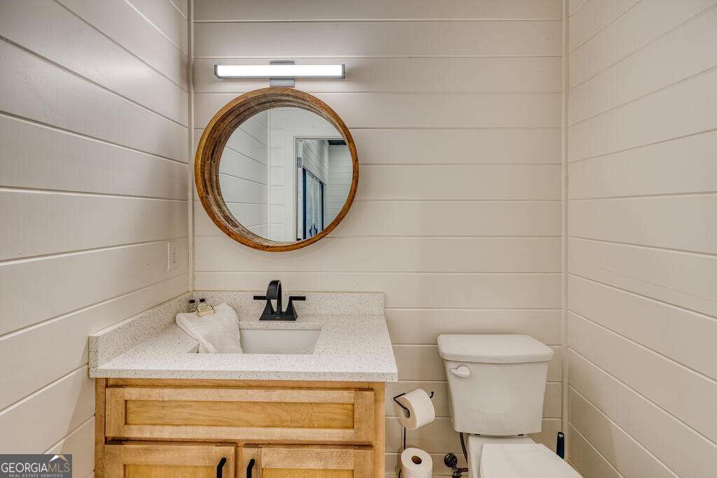 281 Raintree Bend Property Photo 15