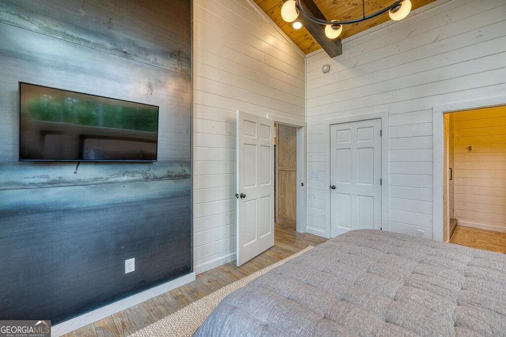 281 Raintree Bend Property Photo 26
