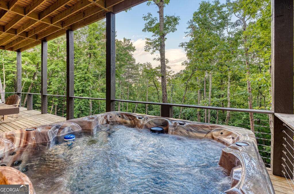 281 Raintree Bend Property Photo 45