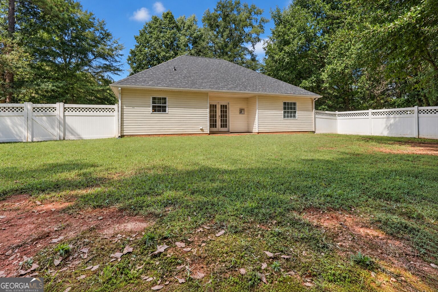 527 Judith Court Property Photo 2