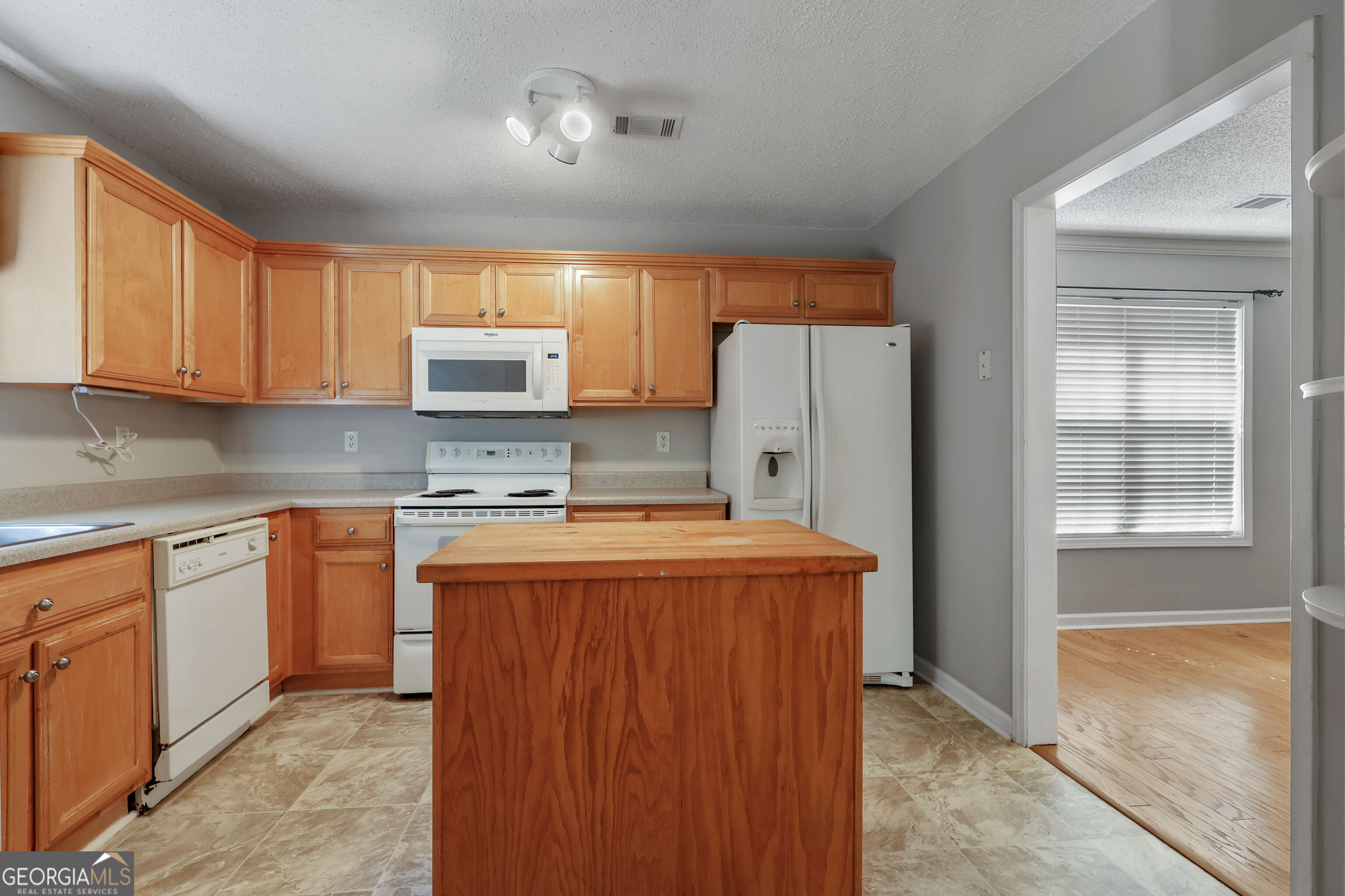 527 Judith Court Property Photo 11