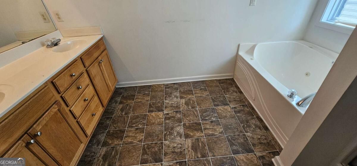 6513 Barkston Trace Property Photo 44