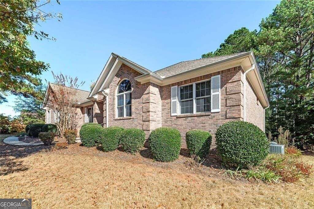 151 Courts Of Hampton Property Photo 2