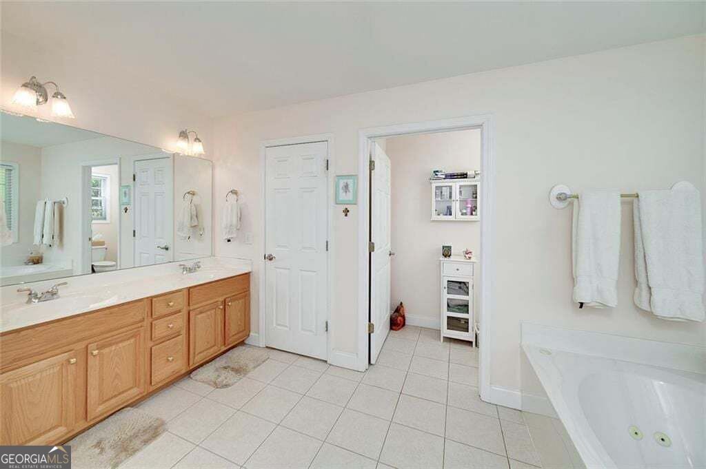 151 Courts Of Hampton Property Photo 32