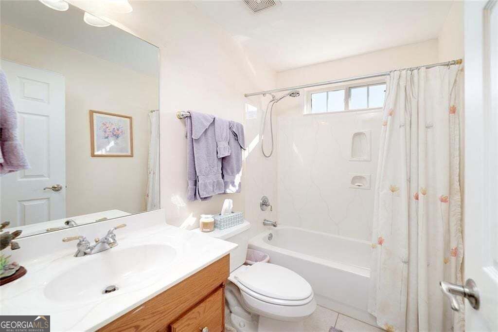 151 Courts Of Hampton Property Photo 37