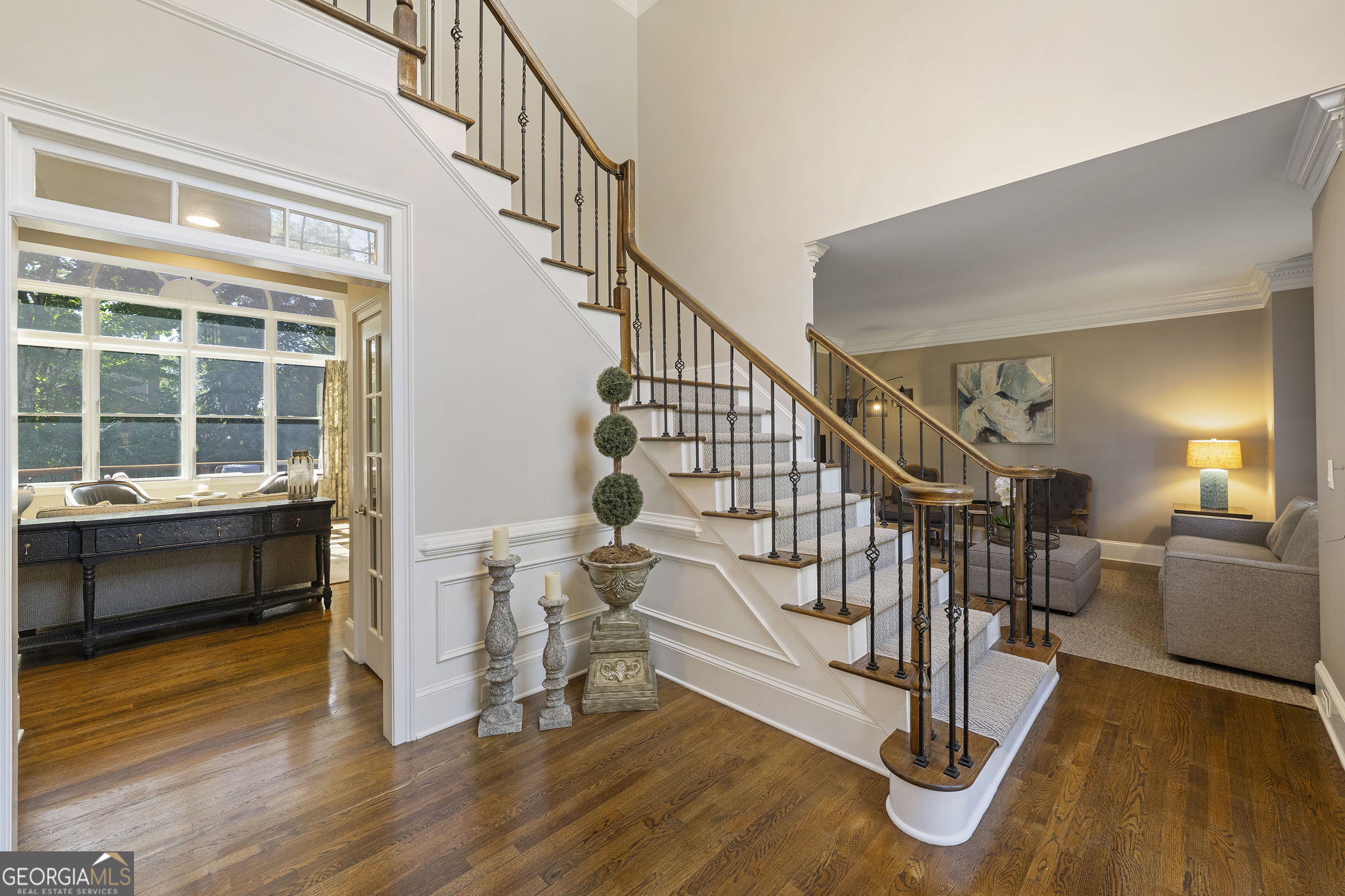 5735 Seven Oaks Parkway Property Photo 5
