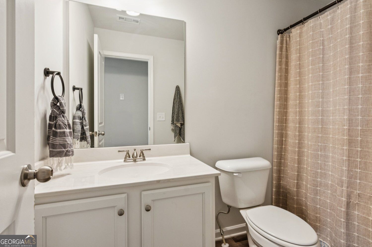 566 Skye Drive Property Photo 17