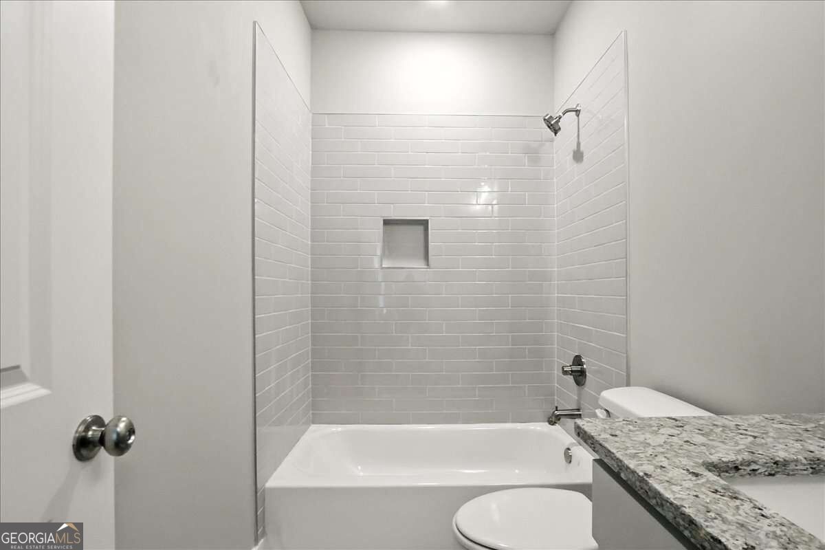 95 Old Town Road Property Photo 18