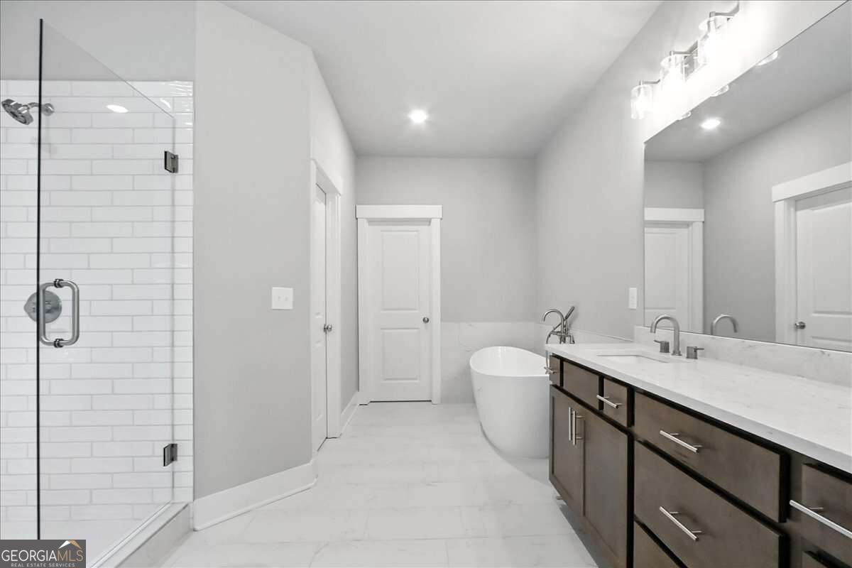 95 Old Town Road Property Photo 31