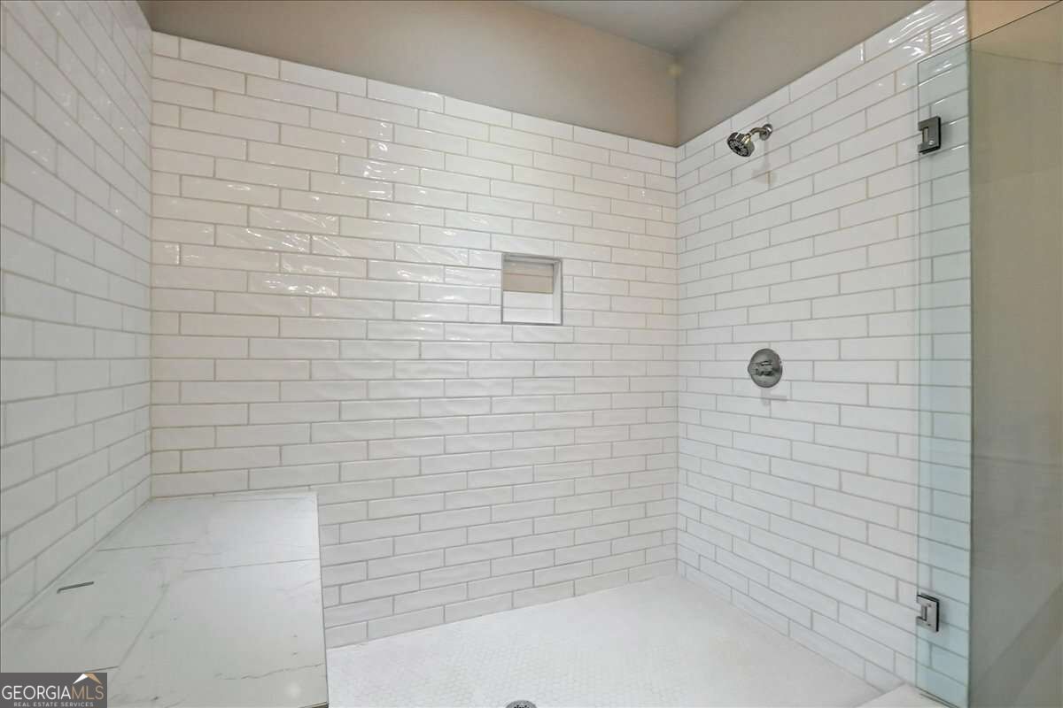 95 Old Town Road Property Photo 32