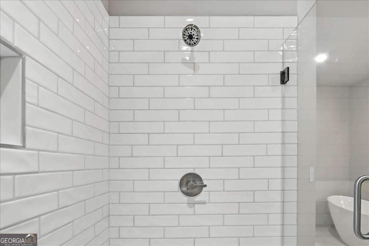 95 Old Town Road Property Photo 39