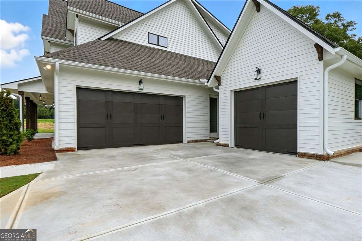 95 Old Town Road Property Photo 43