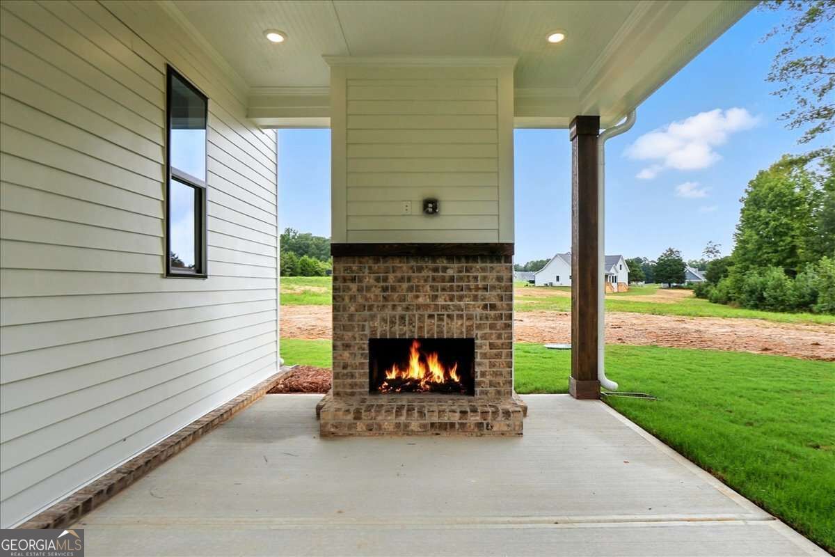 95 Old Town Road Property Photo 49