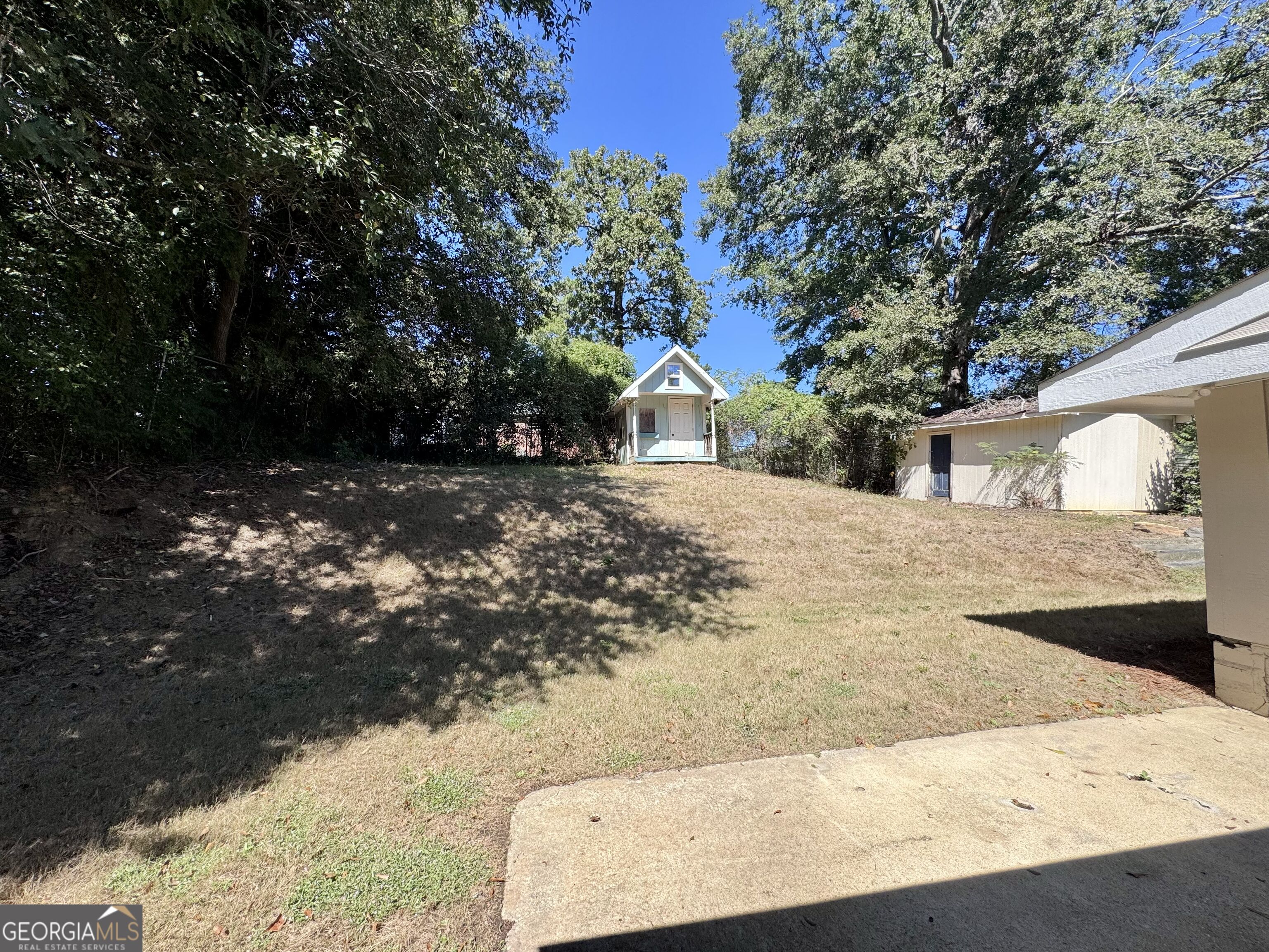 855 Emerald Street Property Photo 38