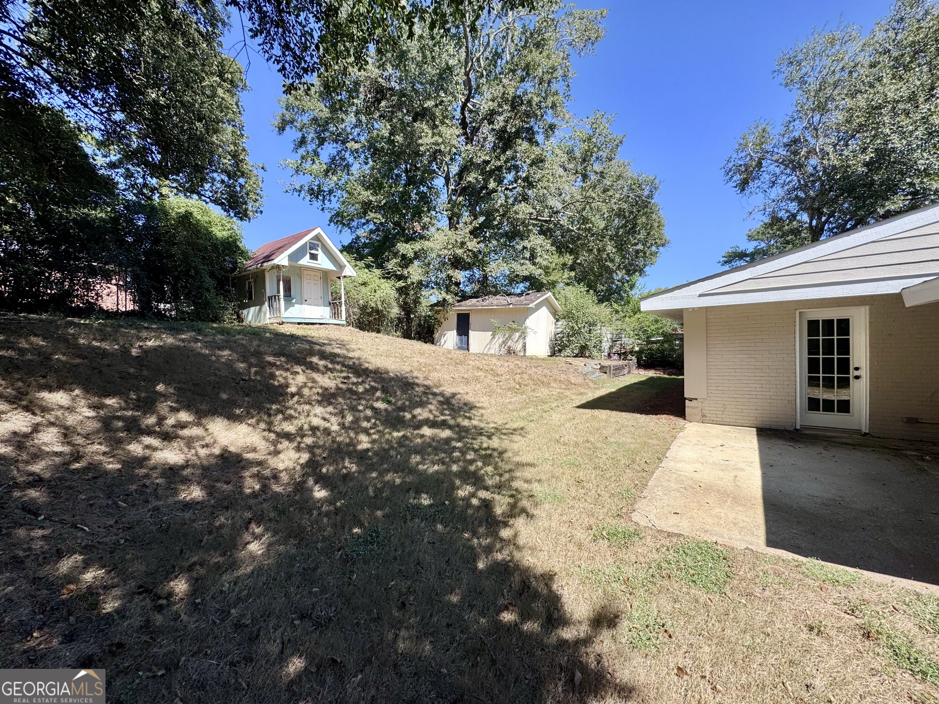 855 Emerald Street Property Photo 39