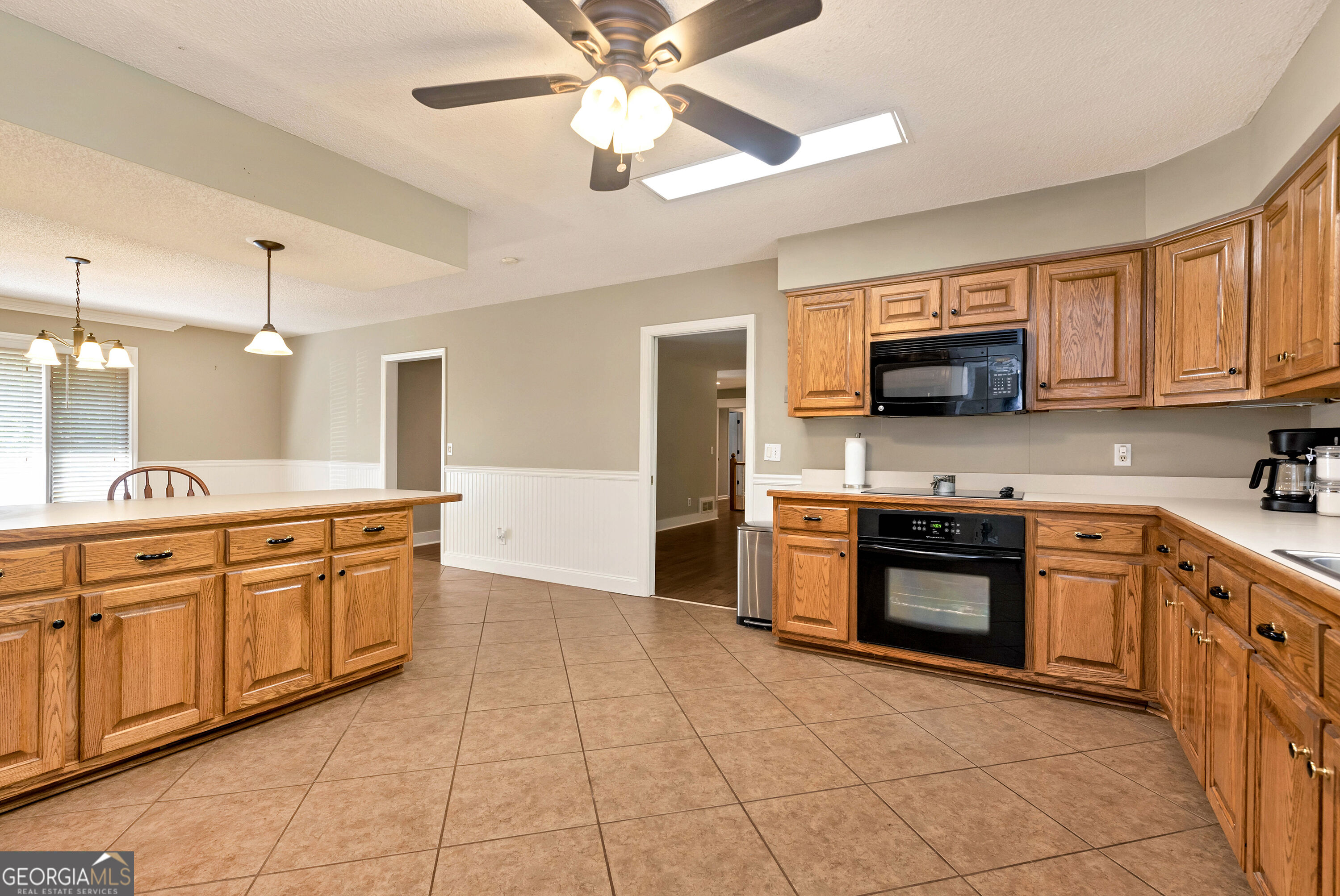 3526 Montgomery Drive Property Photo 16