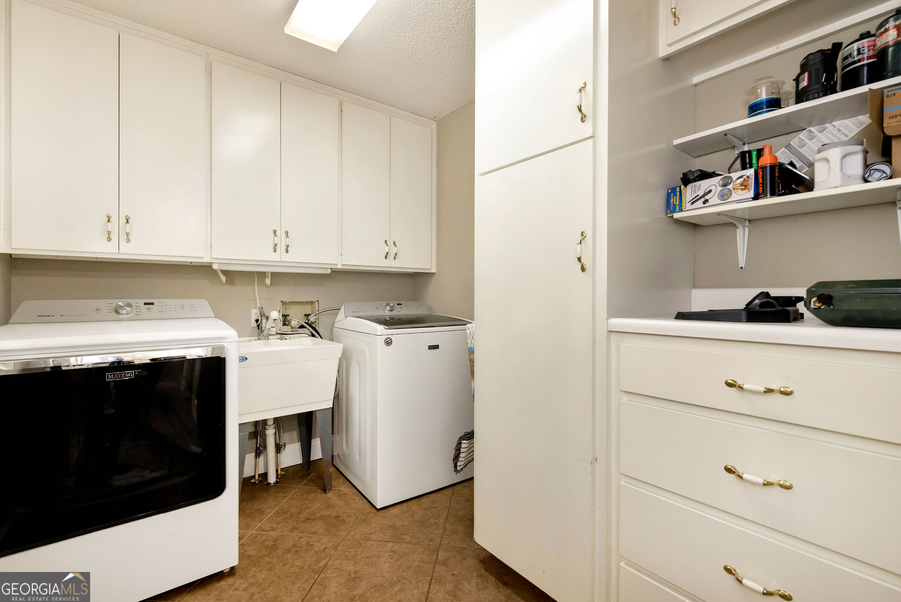 3526 Montgomery Drive Property Photo 23
