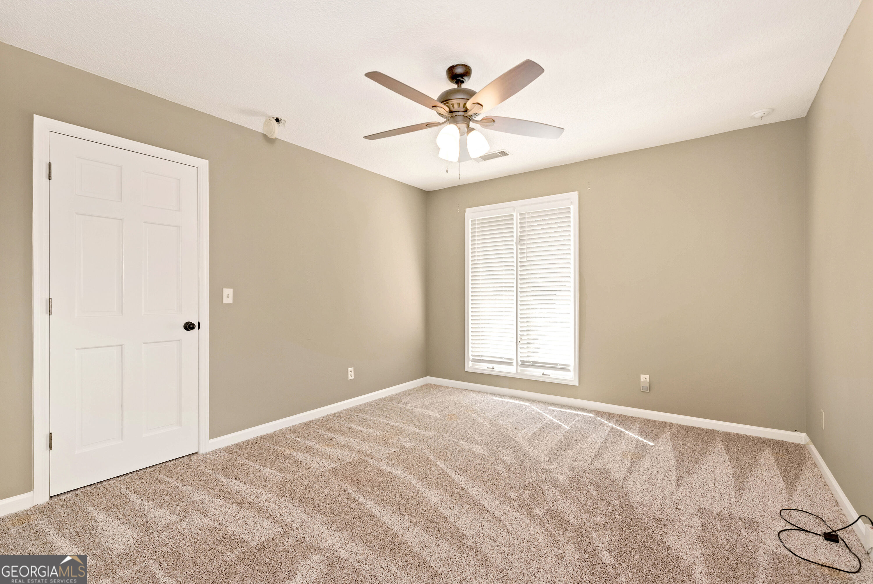 3526 Montgomery Drive Property Photo 30