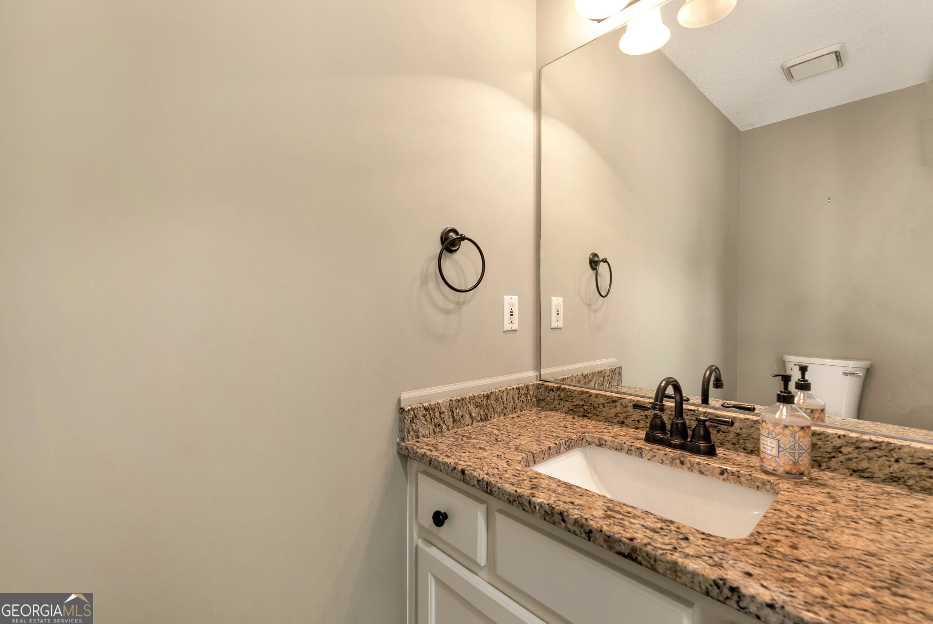 3526 Montgomery Drive Property Photo 36