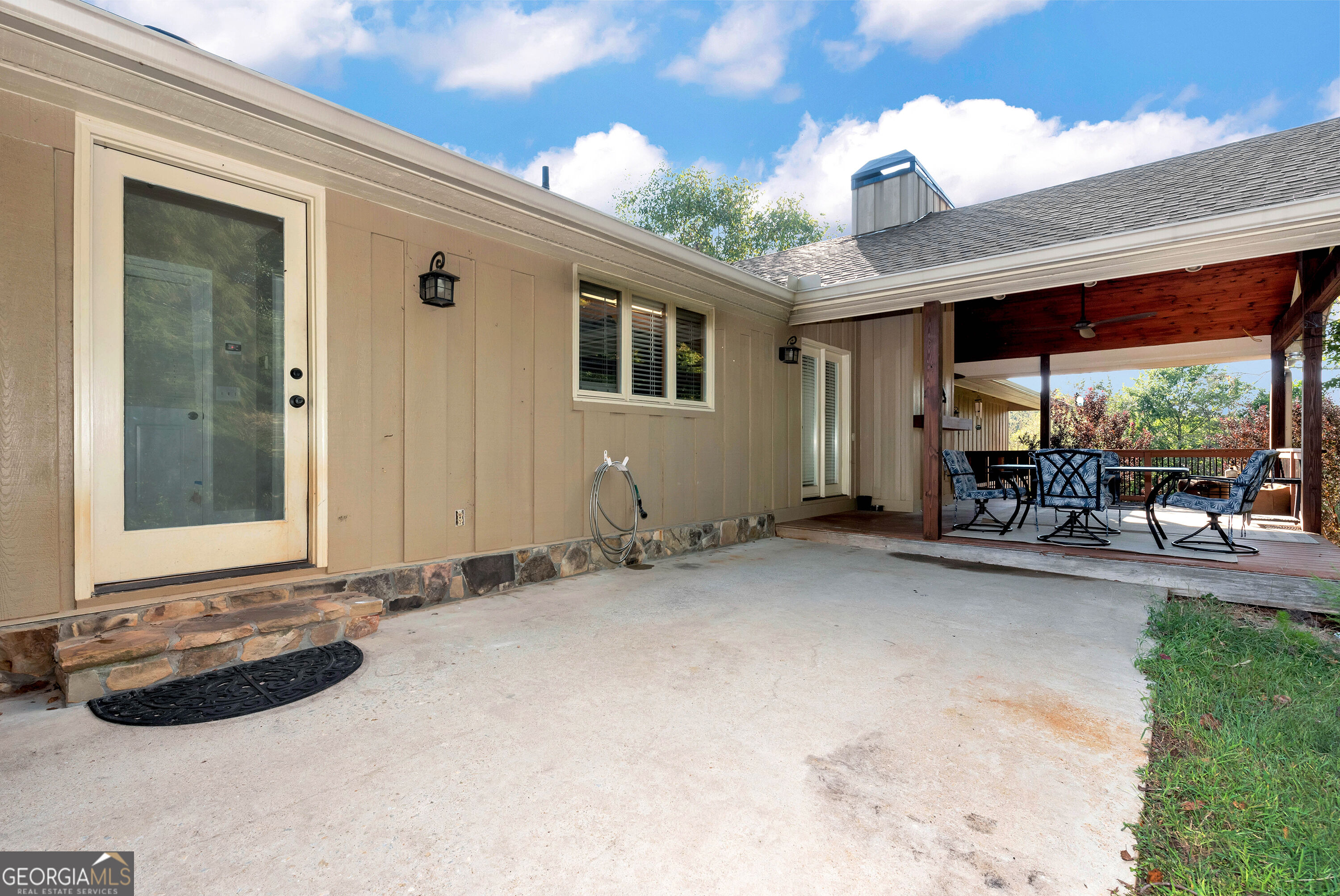 3526 Montgomery Drive Property Photo 39