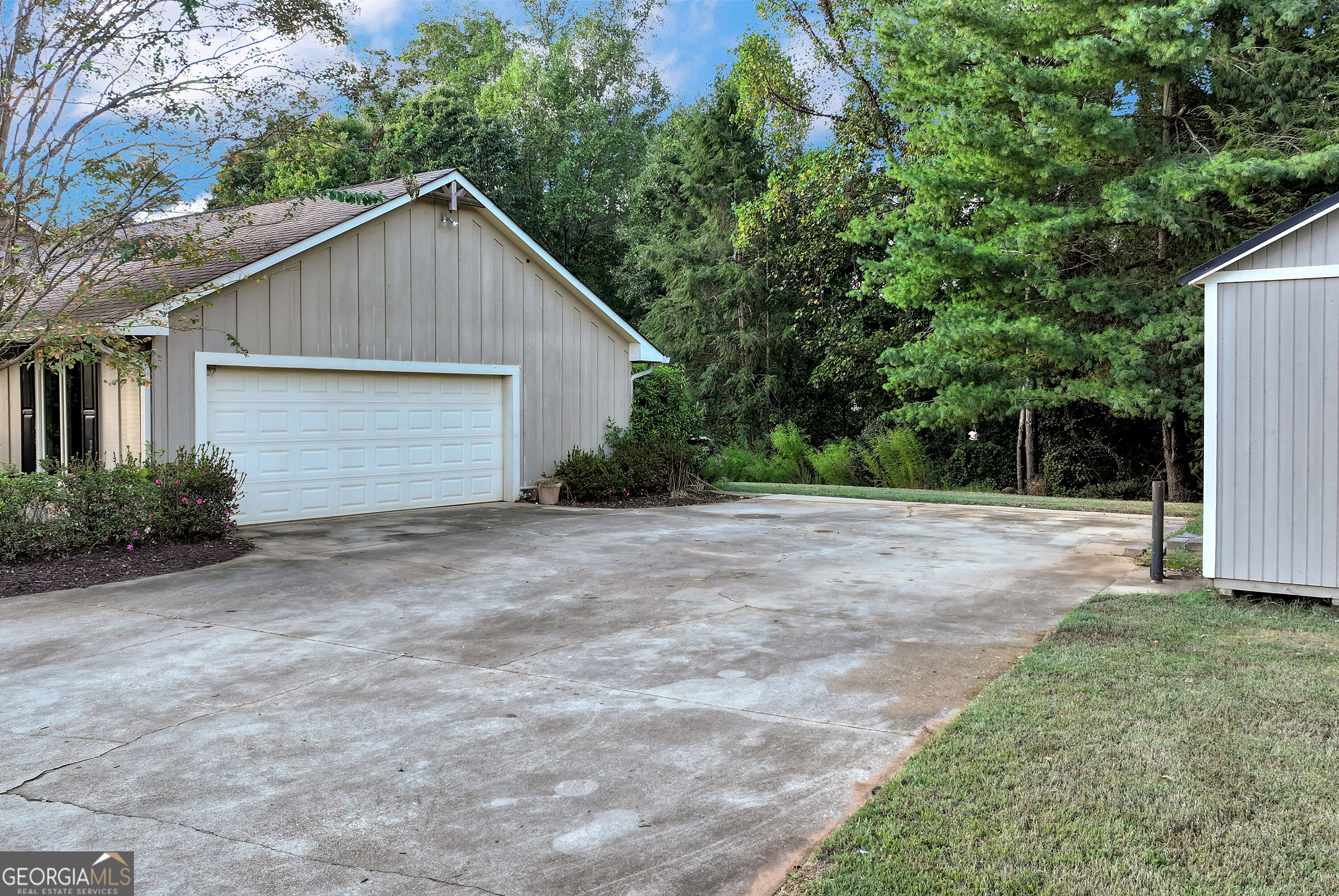 3526 Montgomery Drive Property Photo 52