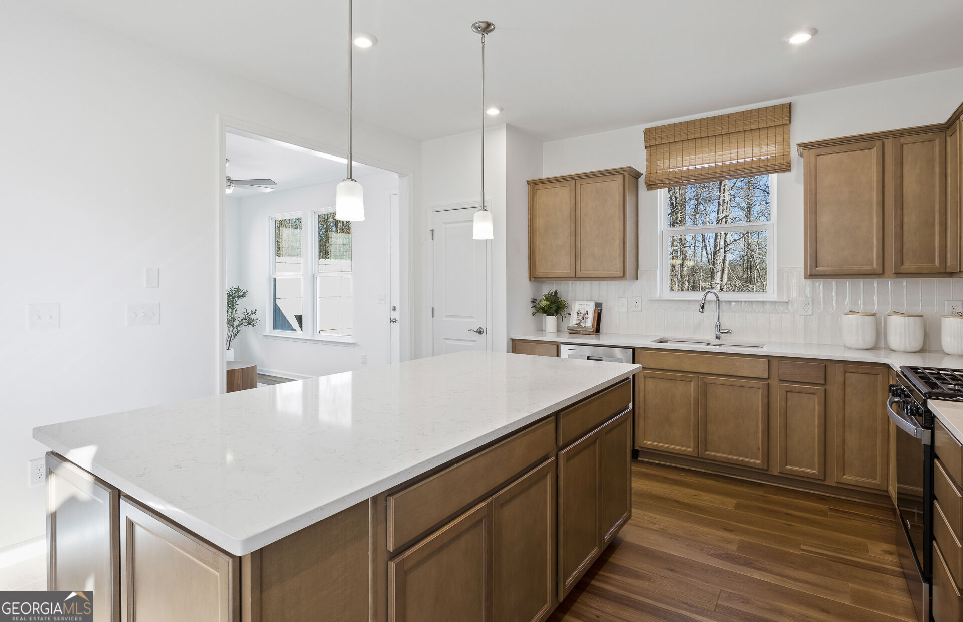 426 Miscanthus Court Property Photo 11