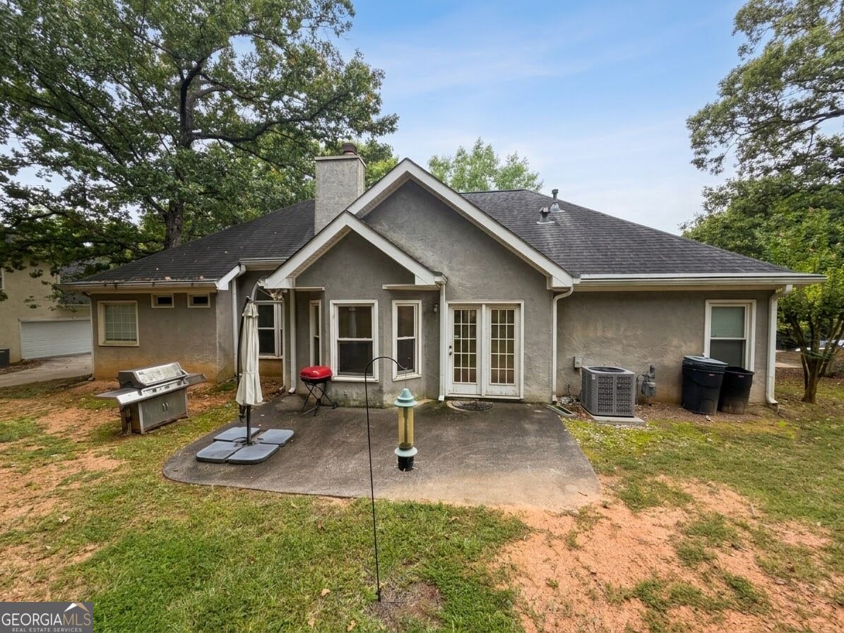 530 Country Club Drive Property Photo 21