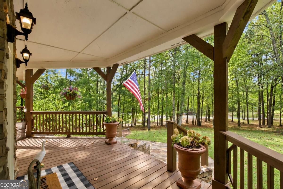1655 Fate Conn Road Property Photo 3
