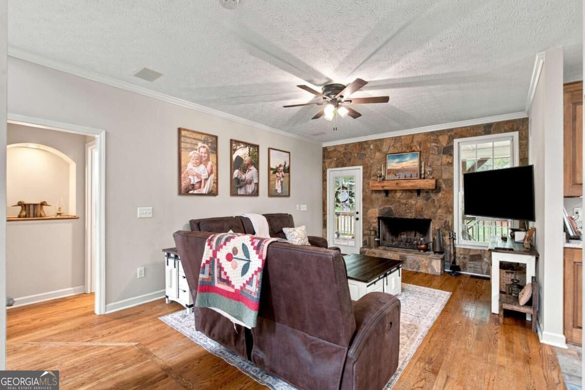 1655 Fate Conn Road Property Photo 8