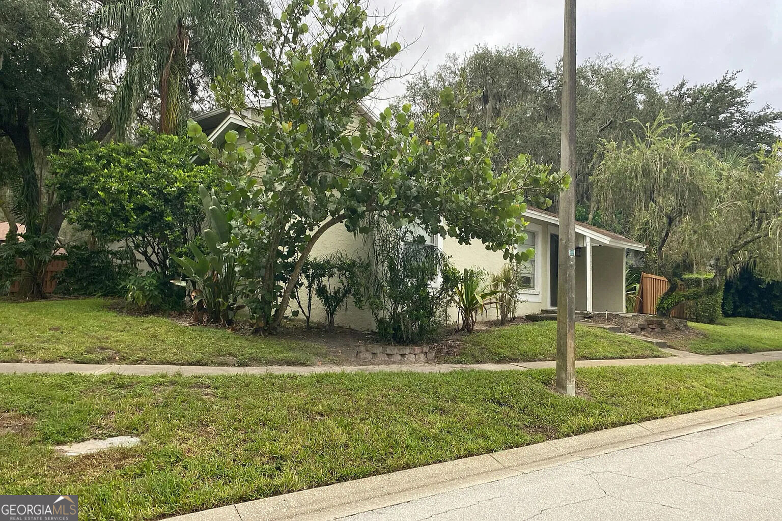 14729 Morning Drive Property Photo 3
