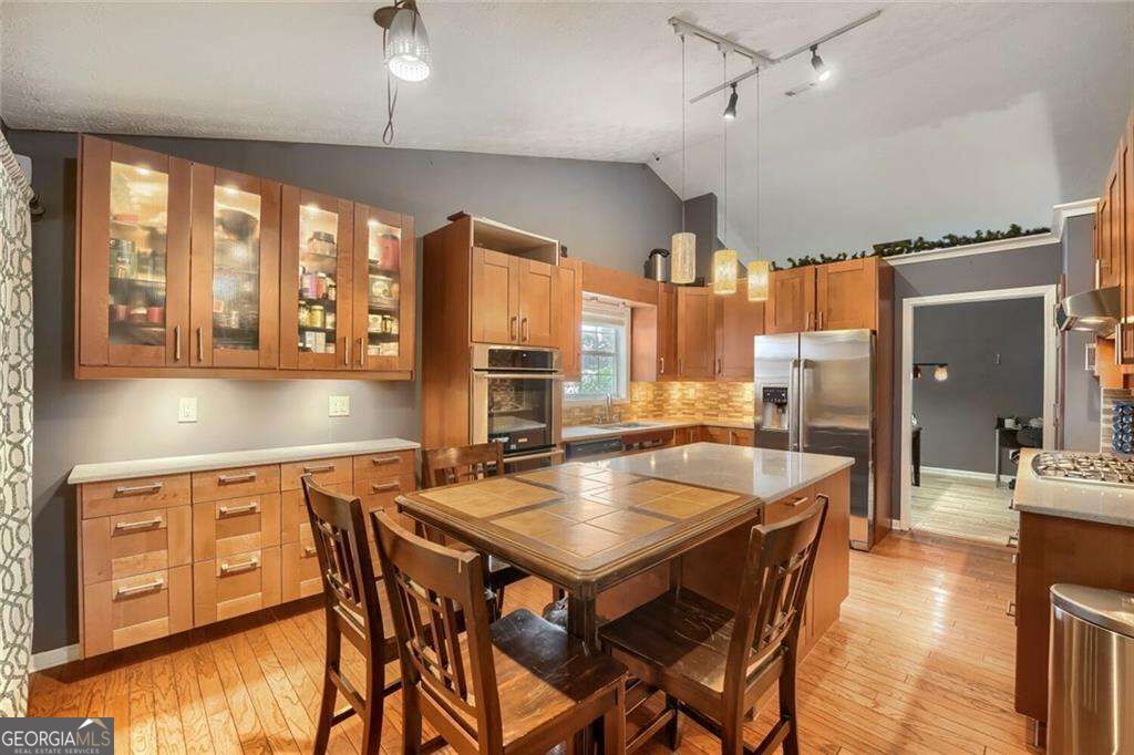 605 Sterling Oaks Drive Property Photo 13
